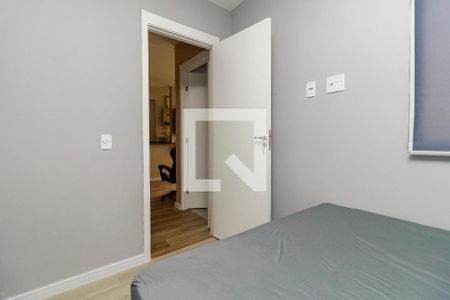 Quarto 1 de apartamento para alugar com 2 quartos, 36m² em Parque Alves de Lima, São Paulo