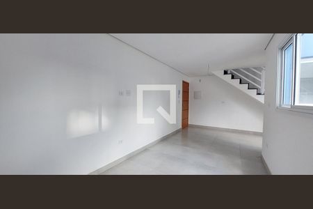 Sala de apartamento à venda com 2 quartos, 85m² em Vila Mazzei, Santo André