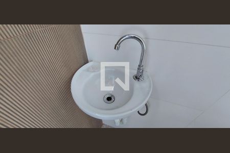 Lavabo de apartamento à venda com 2 quartos, 73m² em Vila Mazzei, Santo André