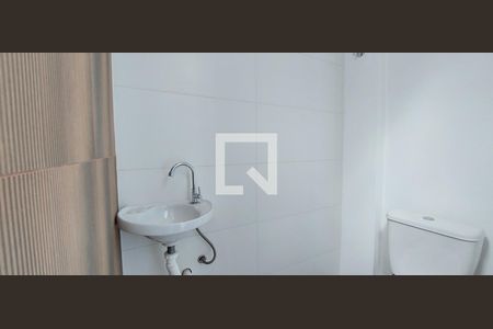 Lavabo de apartamento à venda com 2 quartos, 73m² em Vila Mazzei, Santo André