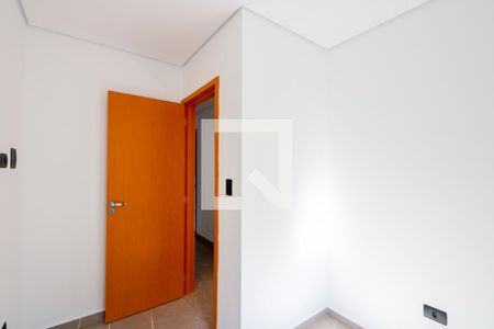 Quarto 2 de apartamento à venda com 2 quartos, 50m² em Jardim Teles de Menezes, Santo André