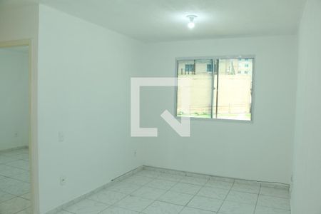 Sala de apartamento para alugar com 2 quartos, 100m² em Cerâmica, Nova Iguaçu