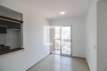 Sala de apartamento para alugar com 2 quartos, 55m² em Califórnia, Nova Iguaçu