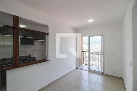 Sala de apartamento para alugar com 2 quartos, 55m² em Califórnia, Nova Iguaçu