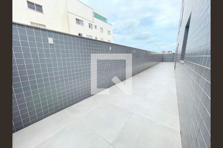 Área Privativa / Terraço livre de apartamento à venda com 3 quartos, 270m² em Inconfidentes, Contagem