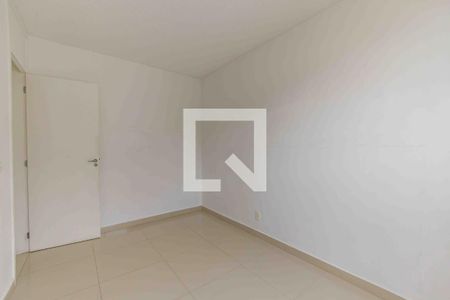 Quarto 1 de apartamento para alugar com 2 quartos, 48m² em Vargem Pequena, Rio de Janeiro