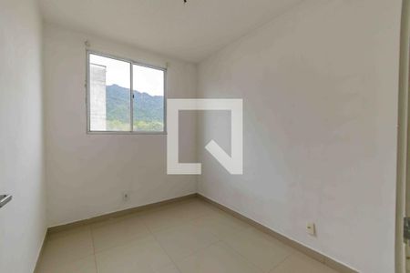 Quarto 2 de apartamento para alugar com 2 quartos, 48m² em Vargem Pequena, Rio de Janeiro