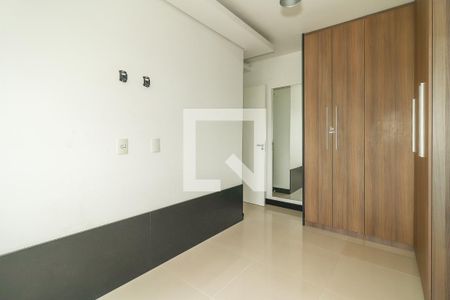 Quarto 2 de apartamento para alugar com 2 quartos, 48m² em Jardim Itu, Porto Alegre