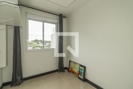 Quarto de apartamento para alugar com 2 quartos, 48m² em Jardim Itu, Porto Alegre