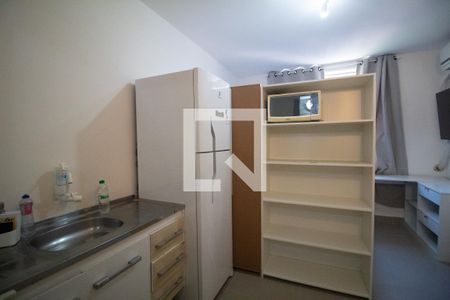 Sala/Cozinha americana de kitnet/studio para alugar com 1 quarto, 20m² em Ipanema, Rio de Janeiro