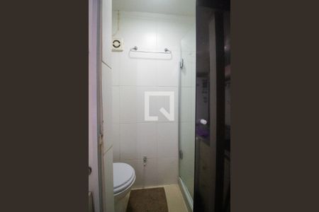 Banheiro social de kitnet/studio para alugar com 1 quarto, 20m² em Ipanema, Rio de Janeiro