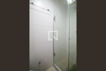 Banheiro social de kitnet/studio para alugar com 1 quarto, 20m² em Ipanema, Rio de Janeiro