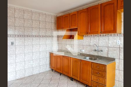 Casa de condomínio à venda com 250m², 6 quartos e 3 vagas Casa de condomínio à venda com 250m², 6 quartos e 3 vagasCozinha