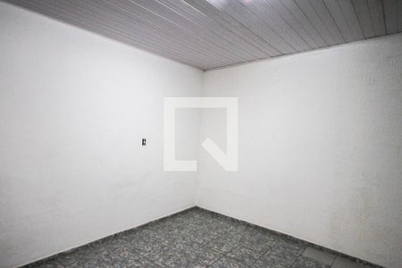 Quarto de casa para alugar com 1 quarto, 54m² em Vila Carmem, São Paulo