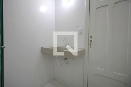 Banheiro de apartamento para alugar com 1 quarto, 79m² em Concórdia, Belo Horizonte