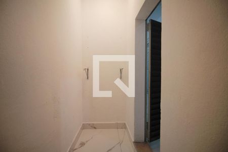 Corredor de apartamento para alugar com 1 quarto, 90m² em Concórdia, Belo Horizonte