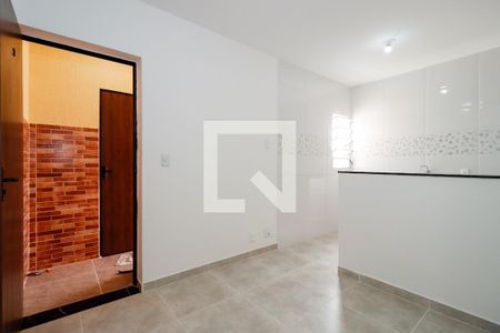 Sala de kitnet/studio para alugar com 1 quarto, 35m² em Capão Redondo, São Paulo