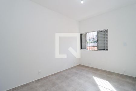 Quarto de kitnet/studio para alugar com 1 quarto, 35m² em Capão Redondo, São Paulo