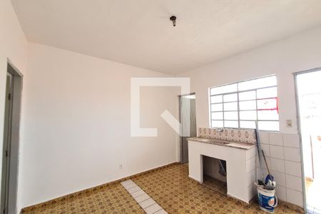 Cozinha de casa para alugar com 1 quarto, 60m² em Vila Alpina, São Paulo