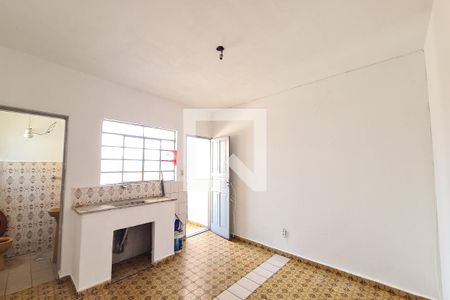 Cozinha de casa para alugar com 1 quarto, 60m² em Vila Alpina, São Paulo