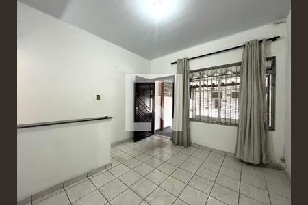 Sala de casa à venda com 2 quartos, 125m² em Vila Guarani (zona Sul), São Paulo