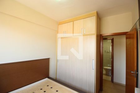 Quarto  de apartamento à venda com 3 quartos, 88m² em Vila Paris, Belo Horizonte