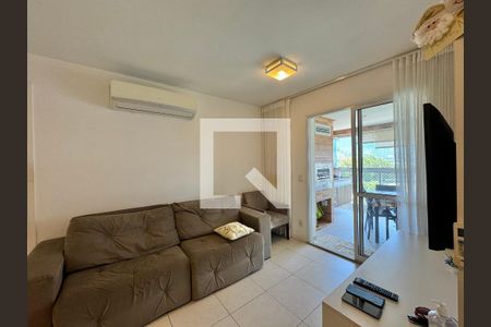 Sala de apartamento à venda com 2 quartos, 80m² em Barra da Tijuca, Rio de Janeiro