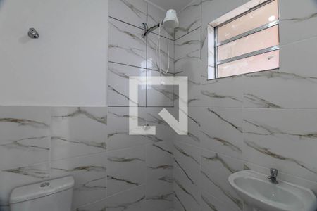 Banheiro de casa para alugar com 1 quarto, 20m² em Parque Savoi City, São Paulo