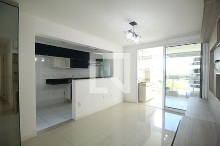 Sala de apartamento para alugar com 2 quartos, 86m² em Barra da Tijuca, Rio de Janeiro