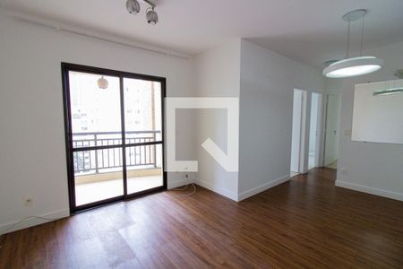 Apartamento para alugar com 80m², 2 quartos e 1 vagaSala