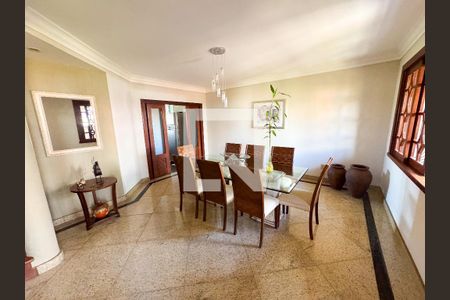 Sala de casa à venda com 4 quartos, 480m² em Eldorado, Contagem