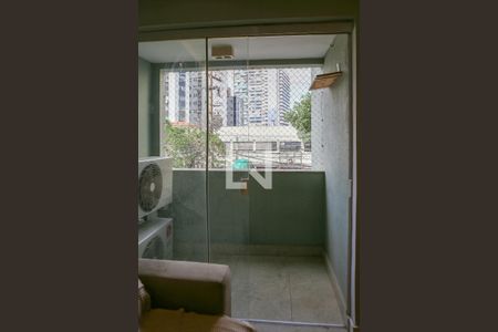 Sacada de apartamento à venda com 3 quartos, 80m² em Barra Funda, São Paulo