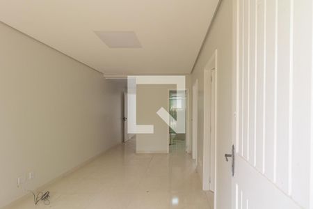 Sala de casa de condomínio para alugar com 2 quartos, 50m² em Rio Branco, Canoas