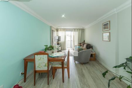 Sala de apartamento à venda com 2 quartos, 64m² em Vila Gumercindo, São Paulo