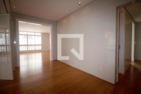 Hall de entrada de apartamento à venda com 3 quartos, 420m² em Jardim Paulista, São Paulo