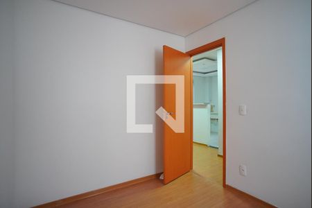 Quarto 2 de apartamento para alugar com 2 quartos, 41m² em Morro Santana, Porto Alegre