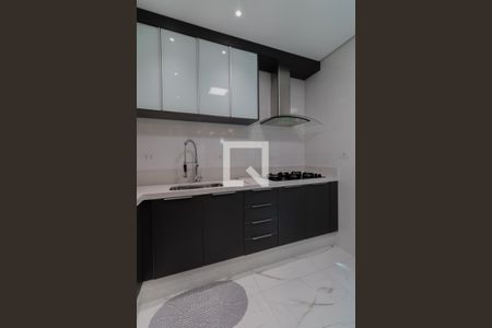 Sala e Cozinha Integrada  de casa de condomínio à venda com 2 quartos, 115m² em Vila Guilhermina, São Paulo