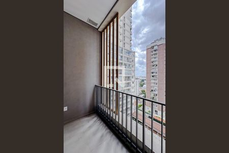 Varanda da Sala/Quarto de kitnet/studio à venda com 1 quarto, 27m² em Vila Mariana, São Paulo