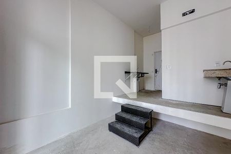 Sala/Quarto de kitnet/studio à venda com 1 quarto, 27m² em Vila Mariana, São Paulo