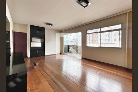 Apartamento à venda com 3 quartos, 120m² em Grajaú, Belo Horizonte