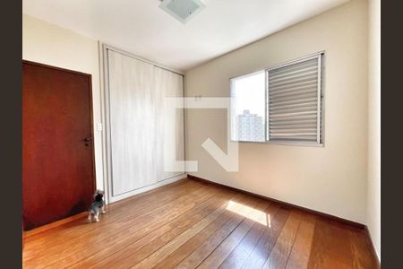 Apartamento à venda com 3 quartos, 120m² em Grajaú, Belo Horizonte