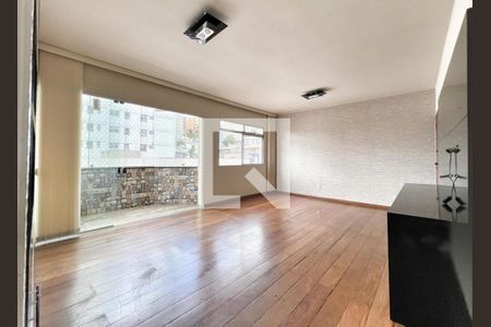 Apartamento à venda com 3 quartos, 120m² em Grajaú, Belo Horizonte