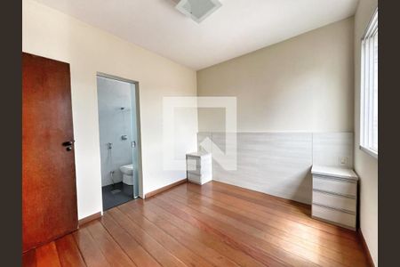 Apartamento à venda com 3 quartos, 120m² em Grajaú, Belo Horizonte