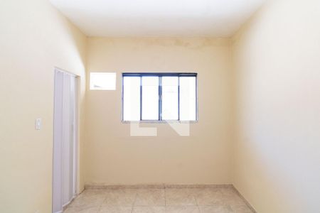 Quarto 1 de casa para alugar com 2 quartos, 60m² em Guaratiba, Rio de Janeiro