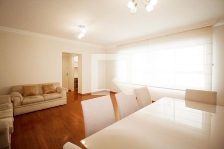 Sala de apartamento para alugar com 3 quartos, 130m² em Cerqueira César, São Paulo