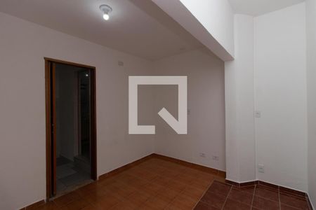 Quarto de casa para alugar com 1 quarto, 48m² em Vila Medeiros, São Paulo