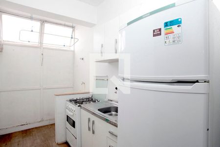 Cozinha + Área de Serviço de kitnet/studio para alugar com 1 quarto, 35m² em Centro Histórico, Porto Alegre