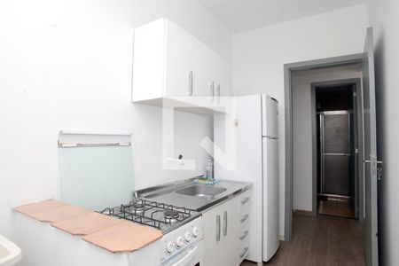 Cozinha + Área de Serviço de kitnet/studio para alugar com 1 quarto, 35m² em Centro Histórico, Porto Alegre