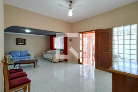 Sala de casa para alugar com 3 quartos, 127m² em Vila Caiçara, Praia Grande