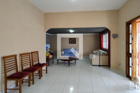 Sala de casa para alugar com 3 quartos, 127m² em Vila Caiçara, Praia Grande